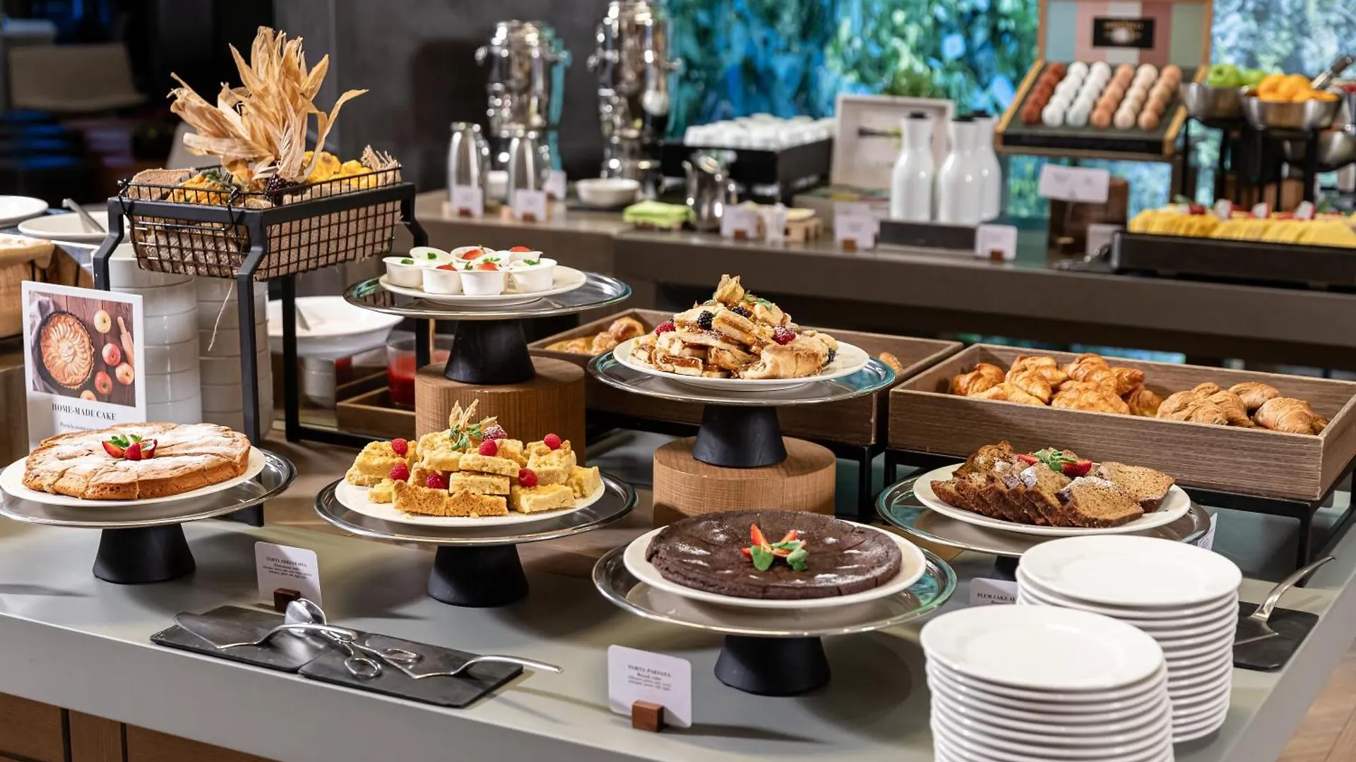 Starhotels Echo Milan Hotel
