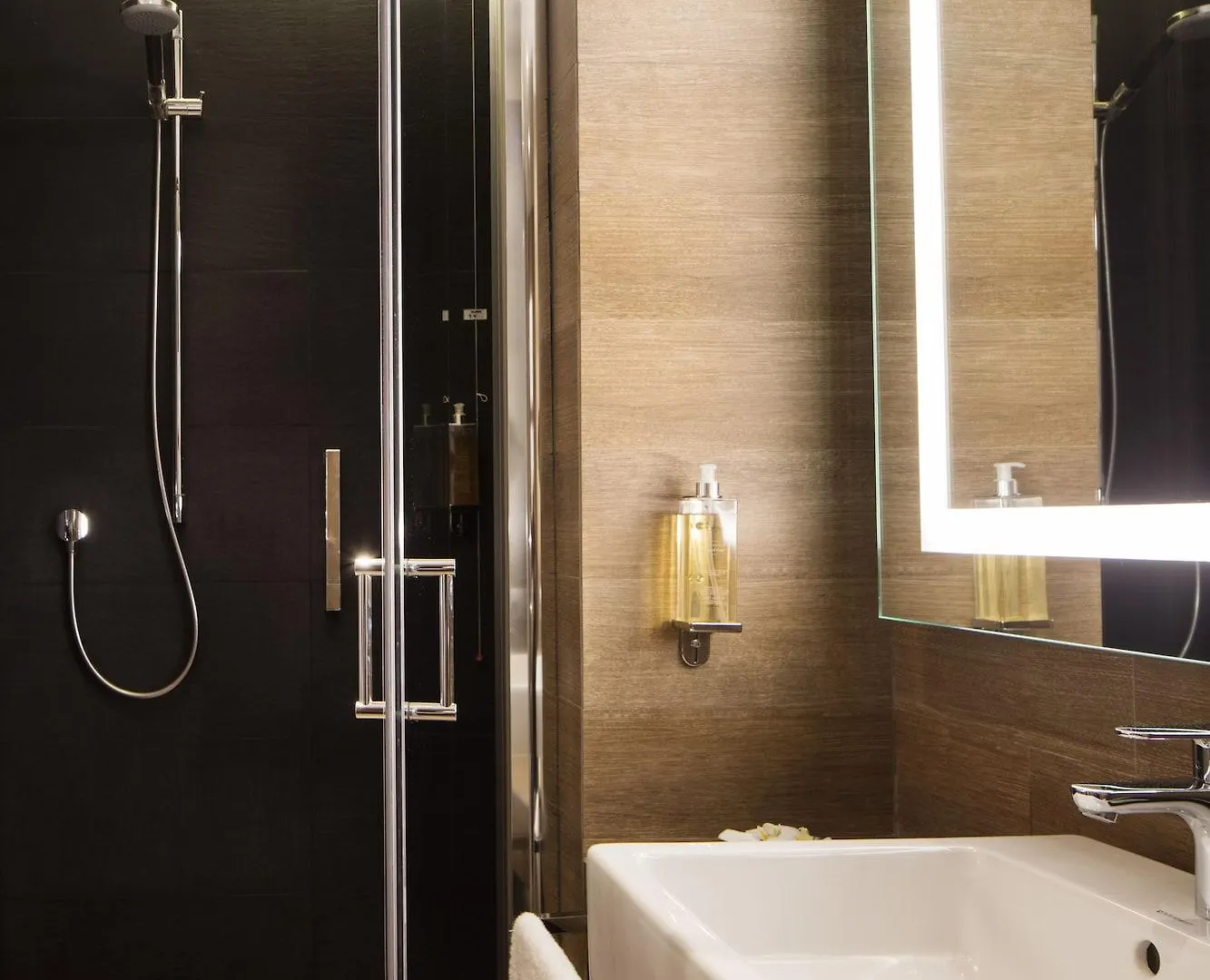 Starhotels Echo Milaan Hotel