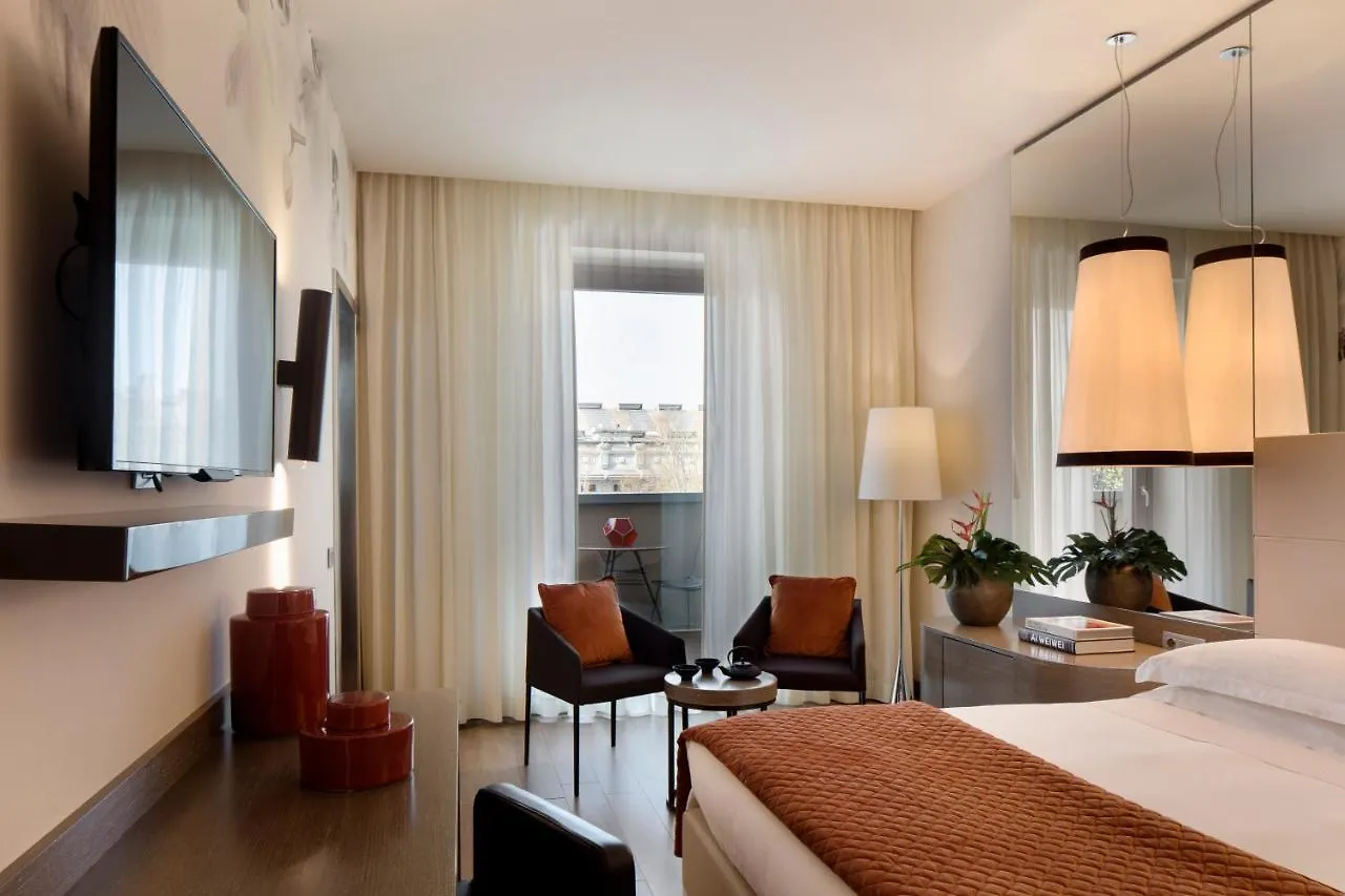 Starhotels Echo Milaan 4*,